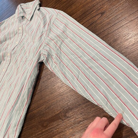 American Eagle Men's Sz M Green Red White Striped Relaxed Fit Shirt - Picture 4 of 13